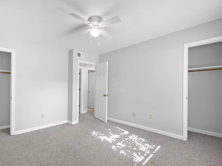 8212 Candleglow Ln — Photo 9