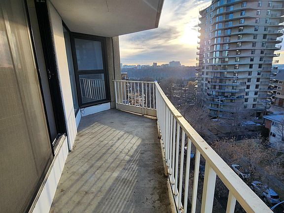 3rd image of 10045 117th St NW #804