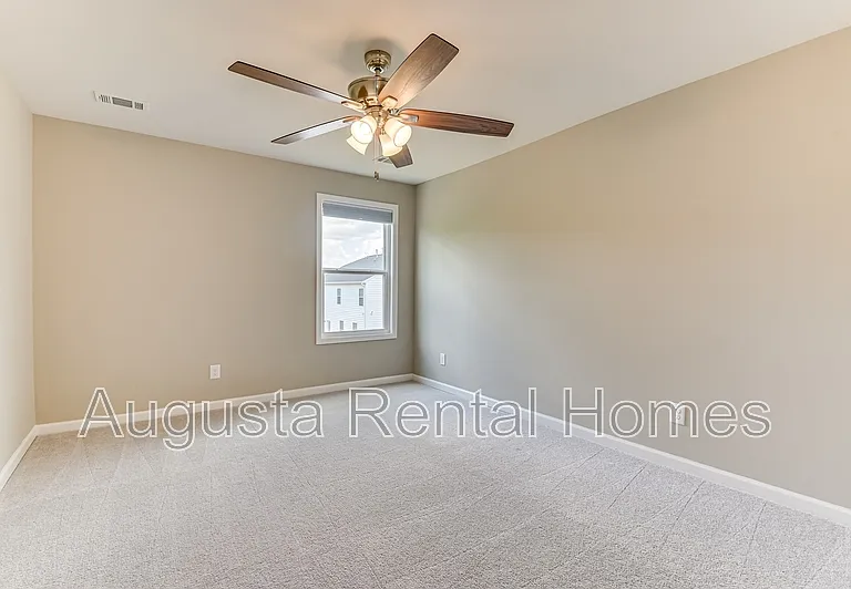 390 Tupelo Pass — Photo 36