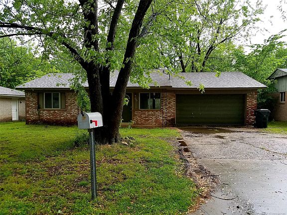 3rd image of 905 S Choctaw Pl