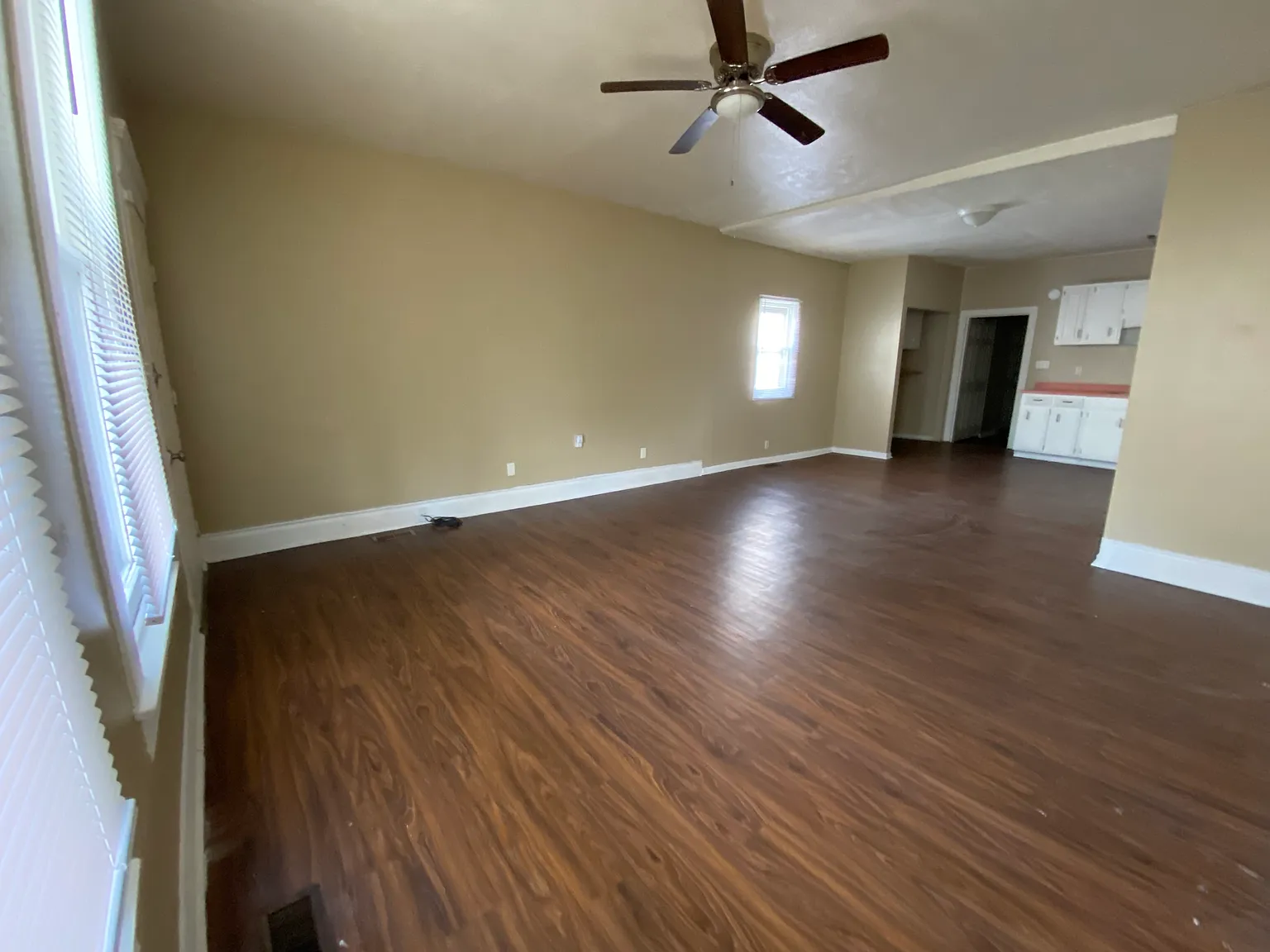 2620 Slevin St , Louisville KY ,40212 — Photo 1