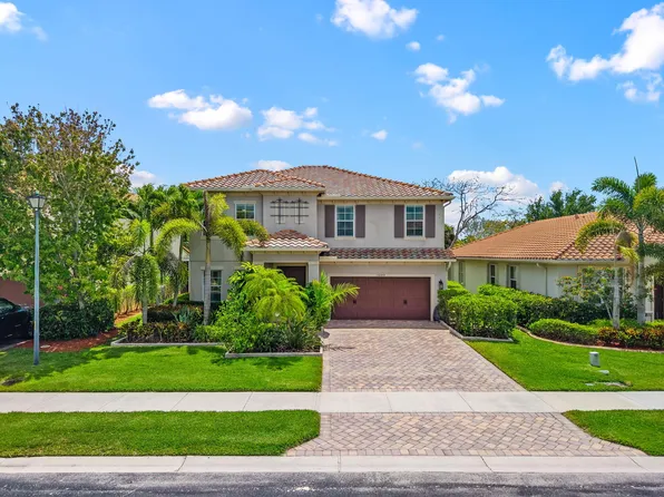 10652 Ivanhoe Ln, Wellington, FL 33414