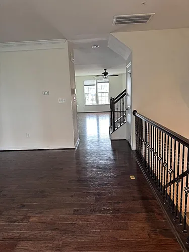 13650 Endeavour Dr Photo 1