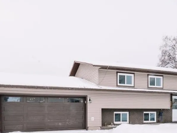 6929 N 96th St, Grande Prairie, AB T8V 5T2