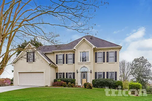 1260 Castle Pointe Ln Photo 1