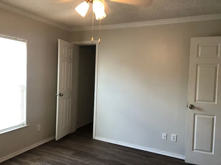 115 Varsity Dr — Photo 35