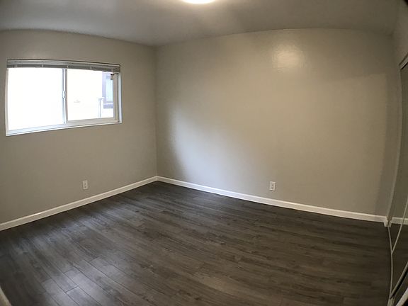 4th image of 257 Athol Ave APT 3