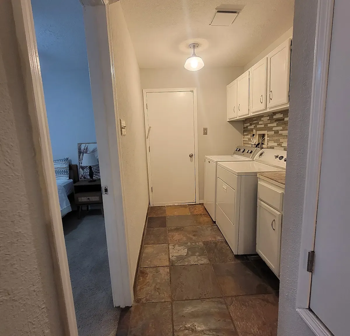 4 bed, 1728 sqft, $2,600 — Photo 4