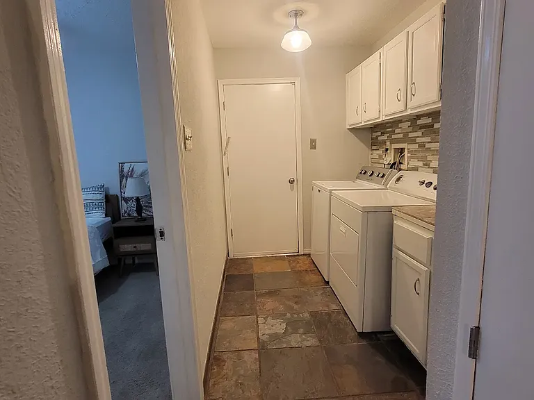 10412 Trevino Loop NW — Photo 4