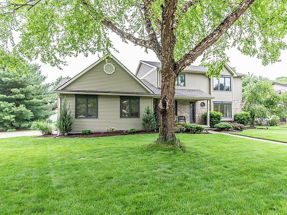 3rd image of 1282 Mizzen Dr