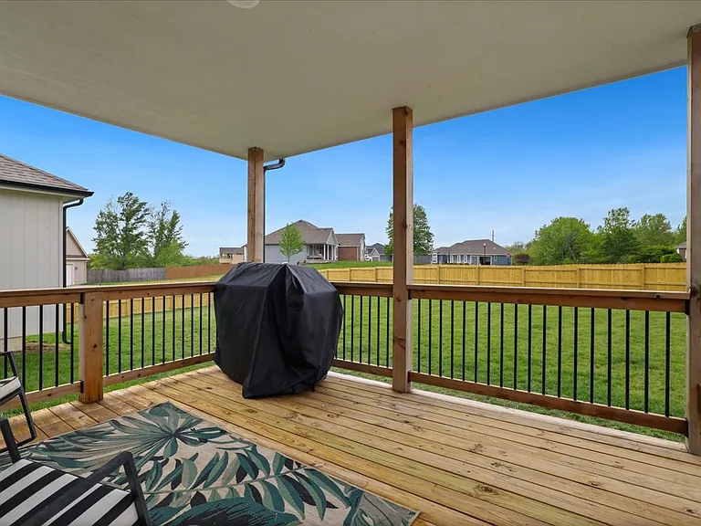 2210 Piedmont Pl — Photo 39