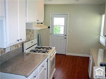 5th image of 546 Wilson Ave