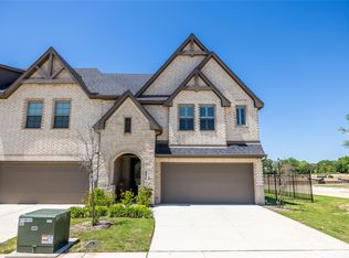 6836 Neals Way, Arlington, TX 76001