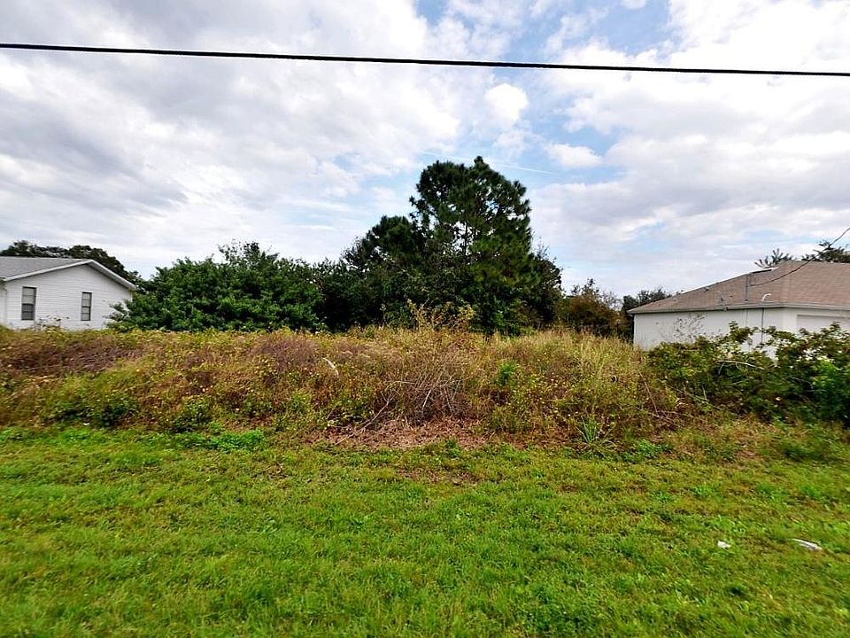 1st image of 145 NW Hibiscus Street