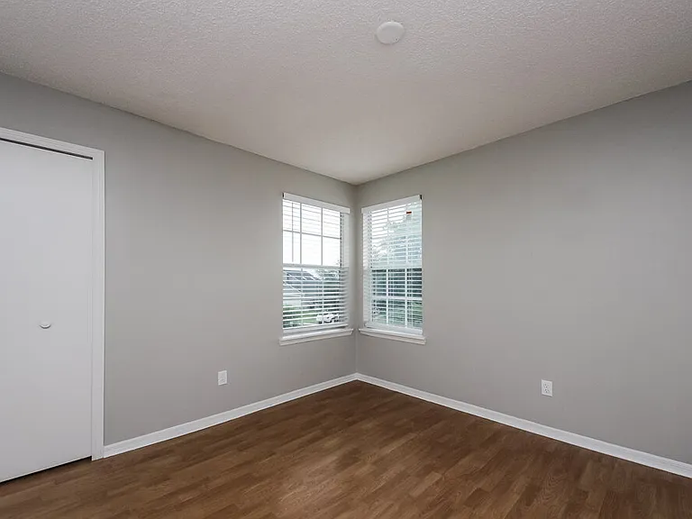 12618 Oldcastle Dr — Photo 12