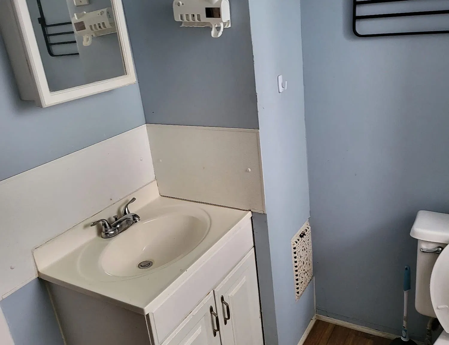 2 bed, 1.5 bath, 150 sqft, $850 — Photo 4
