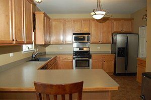 5th image of 290 Sparrow Dr