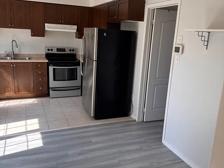 3 Oakmoor Ln — Photo 5