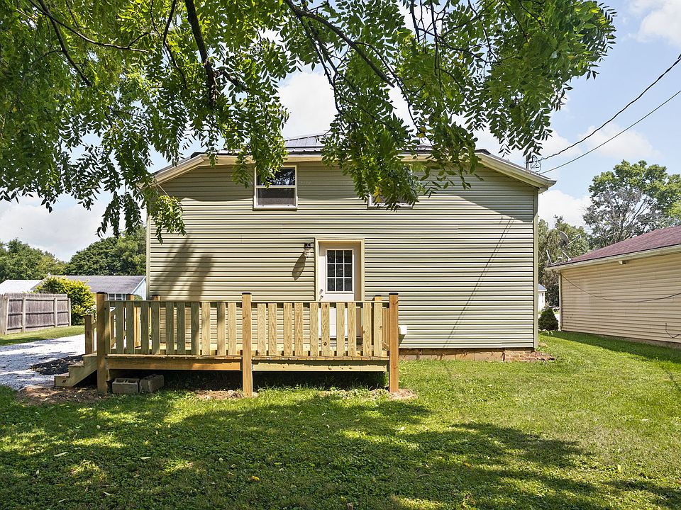 2nd image of 1501 John St