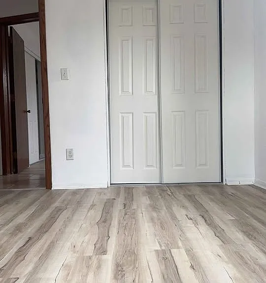 1031 Cromwell Ave #101 — Photo 2