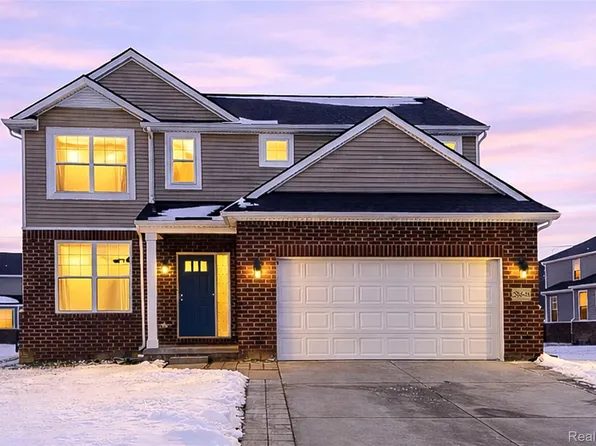 58648 Losino Dr, South Lyon, MI 48178