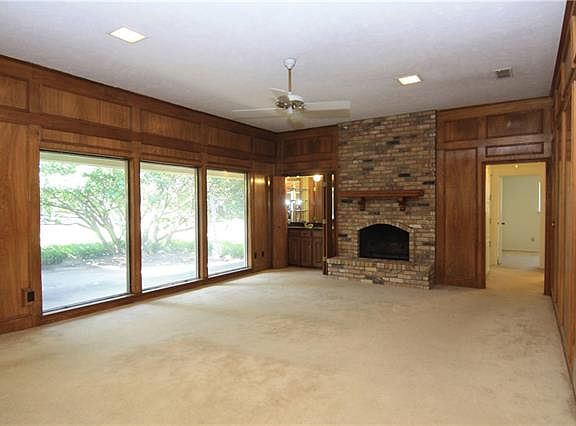 4th image of 2145 Bunker Hill Cir