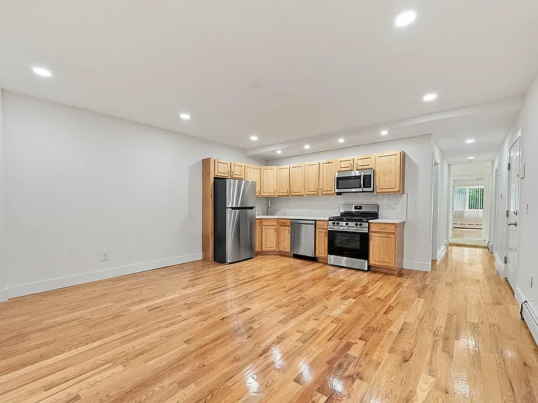 1017 Park Ave #G — Photo 4