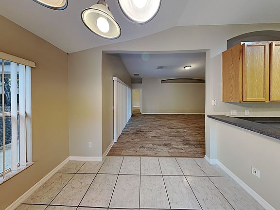 5th image of 25301 Ironwedge Dr