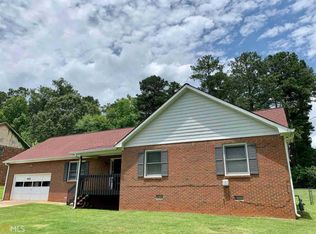 888 New Hope Dr, Hampton, GA 30228