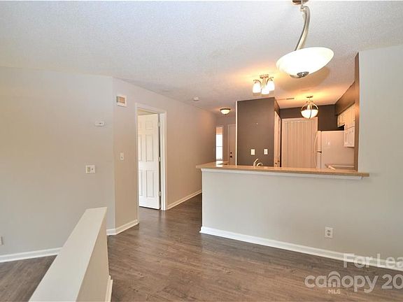 5th image of 18809 Nautical Dr APT 202