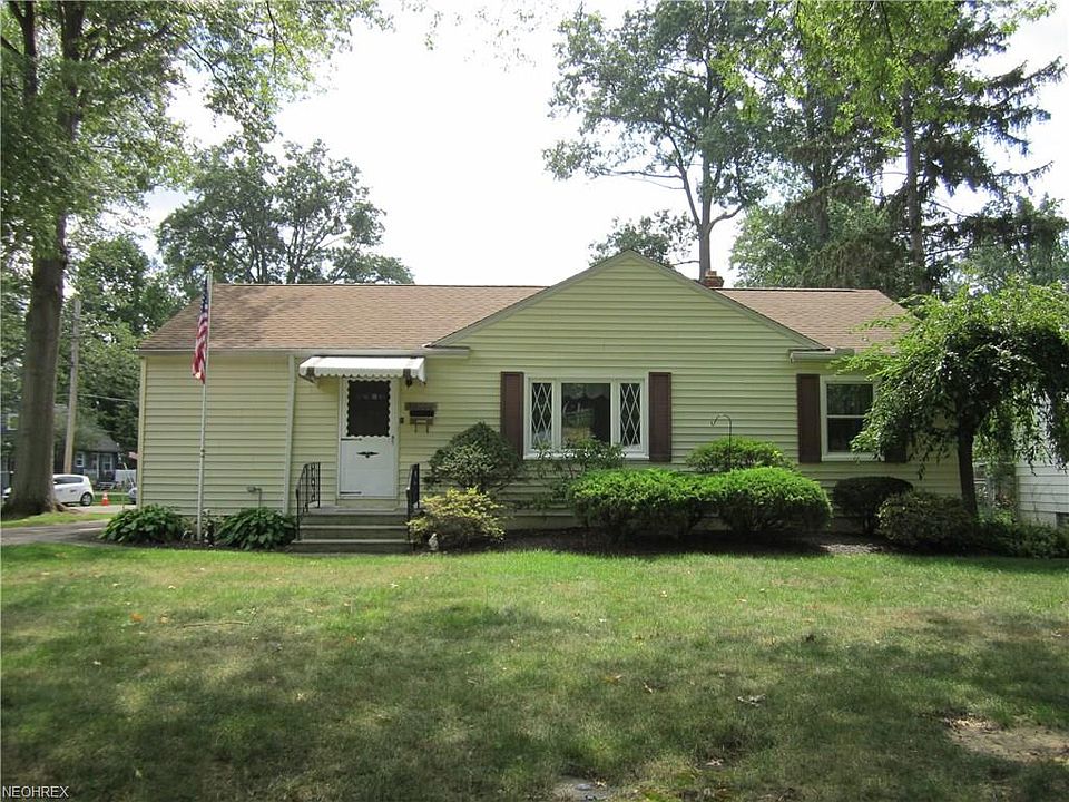 1st image of 32885 Redwood Blvd