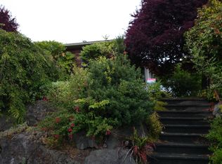 5830 17th Ave S, Seattle, WA 98108