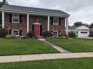 219 E Perry St, Walbridge, OH 43465