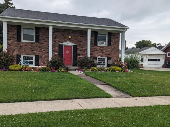 219 E Perry St, Walbridge, OH 43465