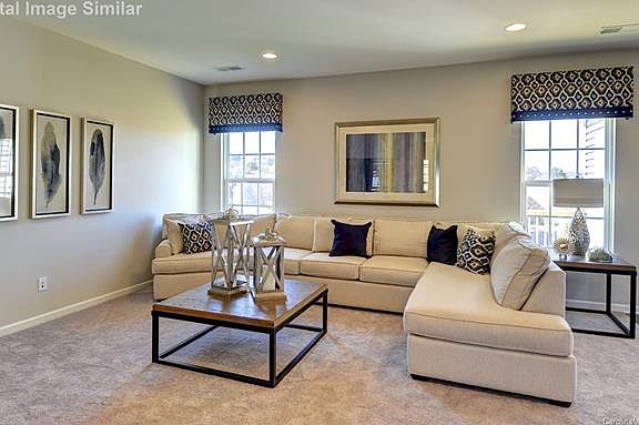 5th image of 815 Longford Dr #43