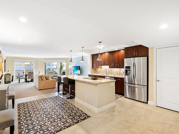 4th image of 1090 S Collier Blvd APT 518