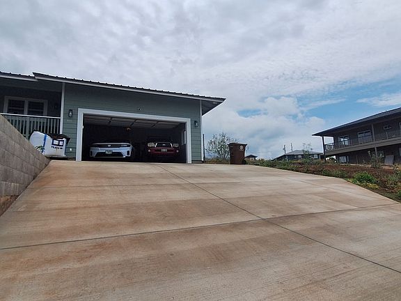 2nd image of 1402 Ainakea Rd