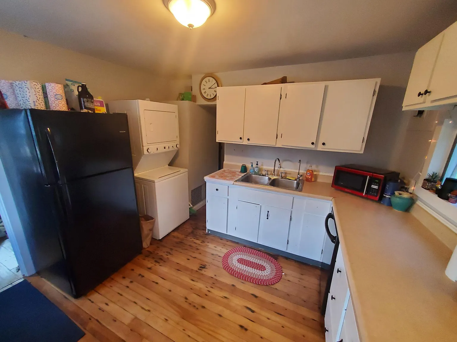 2 bed, 750 sqft, $2,100 — Photo 4