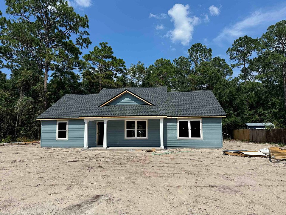 1st image of 14 Eastgate Way