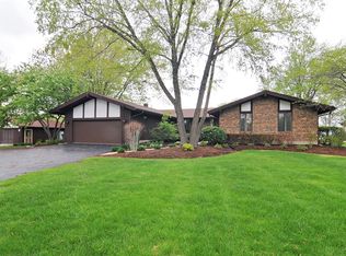 1120 Bay Rd, Johnsburg, IL 60051