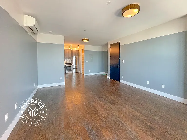 187 Kent Ave #702 — Photo 4