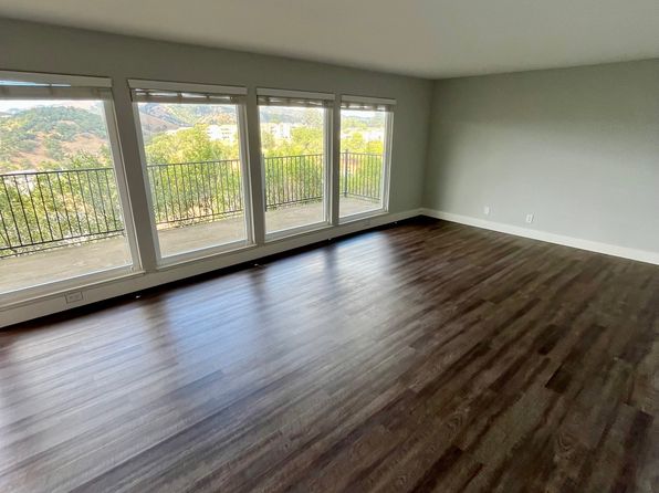 255 Channing Way APT 2