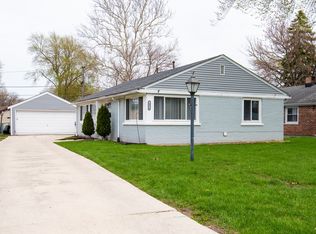 10019 Harnew Rd W, Oak Lawn, IL 60453