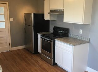 5629 Skyline Dr, High Ridge, MO 63049