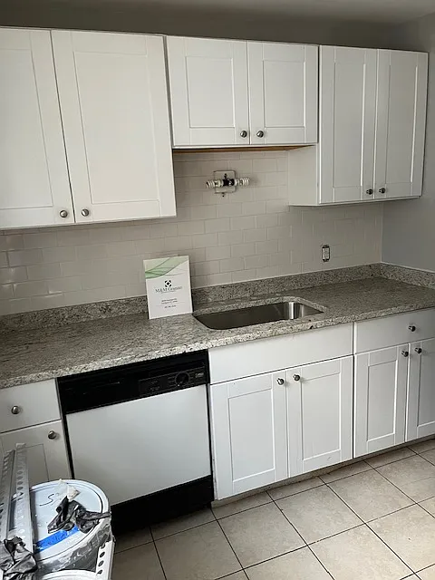 3 bed, 1295 sqft, $1,600 — Photo 2