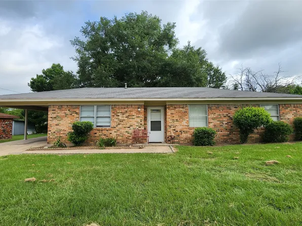 1113 Salt Works Rd, Palestine, TX 75803