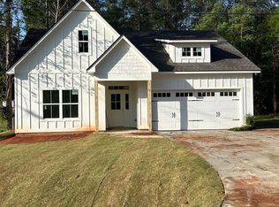 191 Oak Ave, Pine Mountain, GA 31822