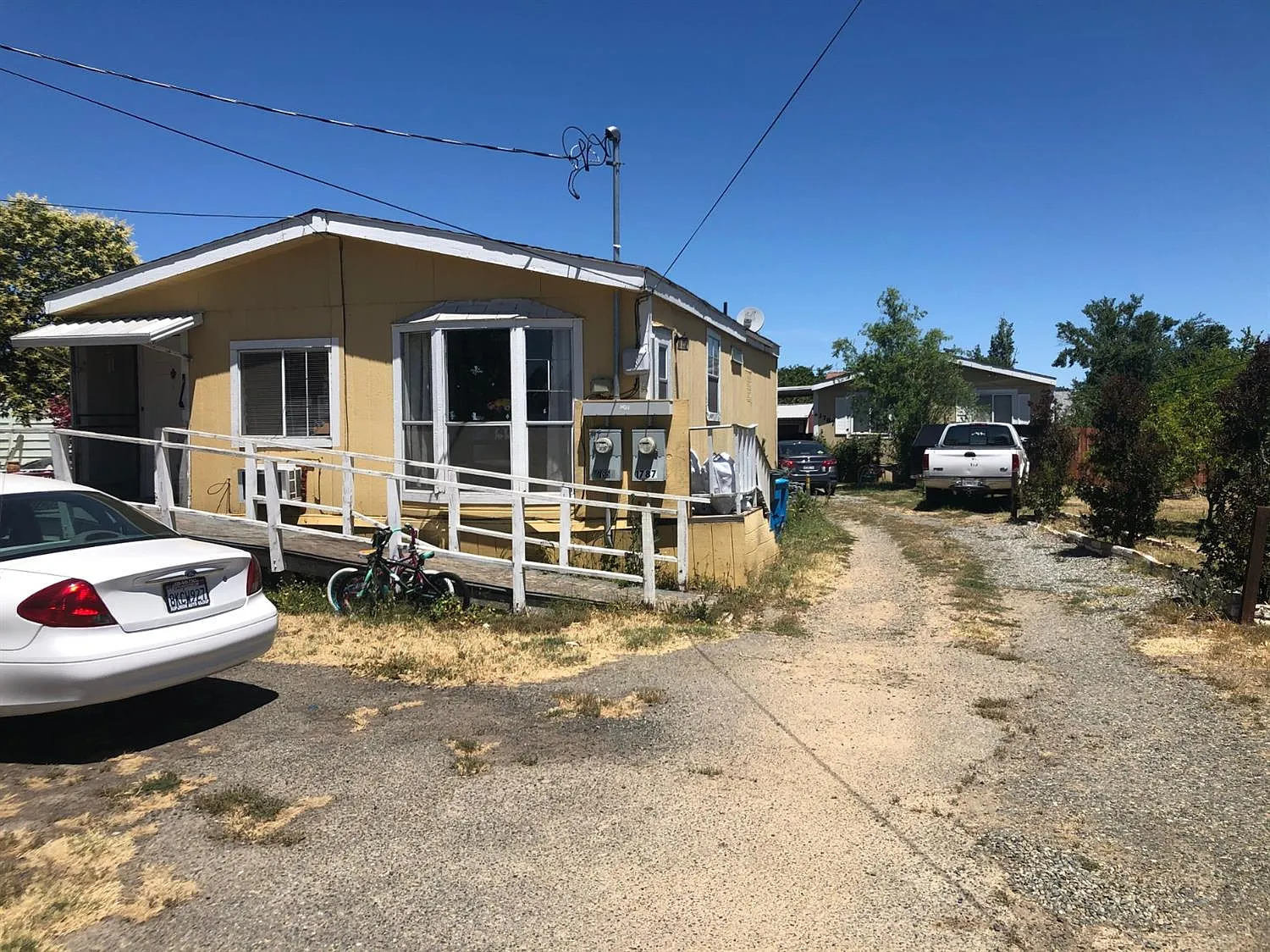 1785 6th Ave photo 1