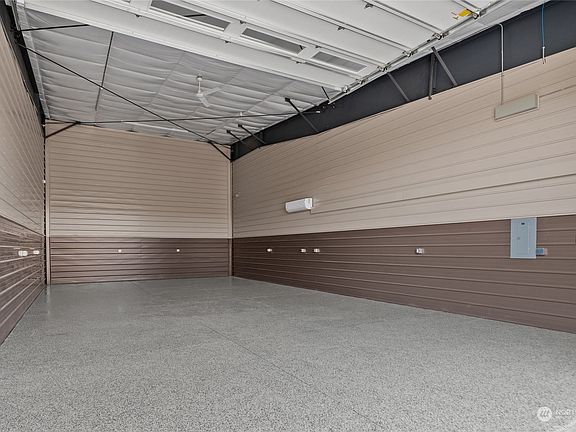 Interior of Building D, a similar unit, with a  flooring option>