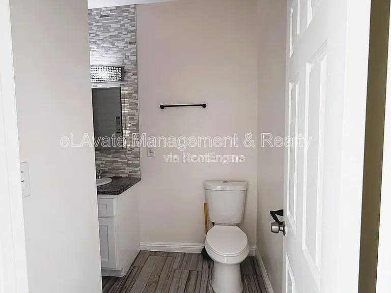 2195 Whittier Blvd #100 — Photo 25